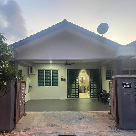 Ss De' Kelulut Homestay Marang Extérieur photo
